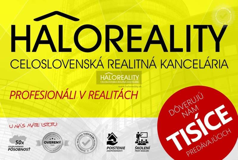 Werbebanner der Immobilienagentur Haloreality, der das Vertrauen von Tausenden von Kunden hervorhebt.