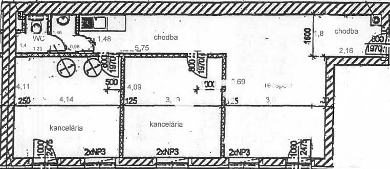 Grundriss des Büros mit Flur und WC am Nám. sv. Anny in Trenčín.