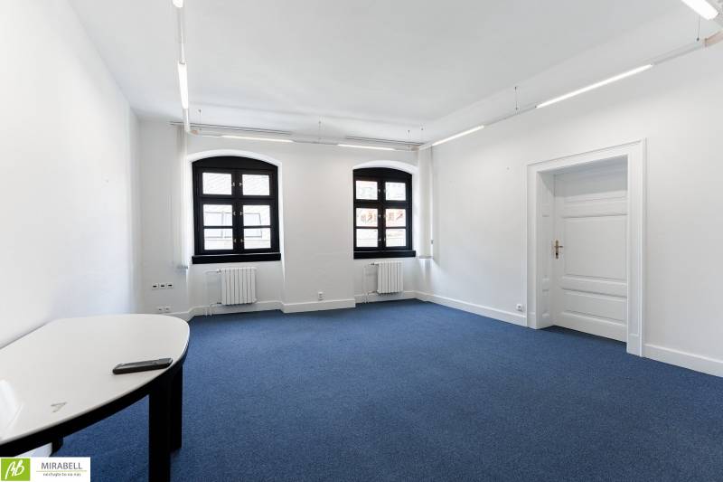 Ospravedlňujem sa, ale potrebujem vedieť, čo konkrétne chcete preložiť do nemčiny. Mohli by ste mi poskytnúť text, ktorý si prajete preložiť?