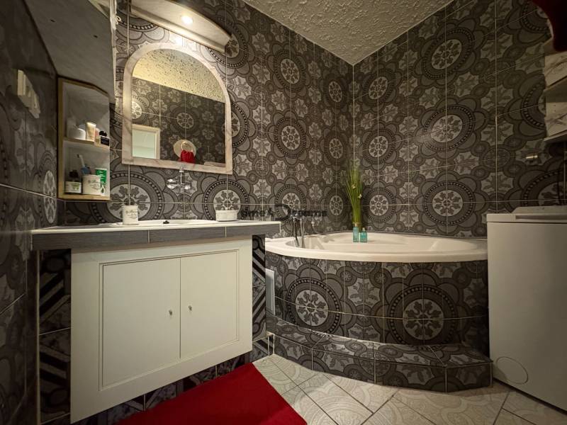 Levice 4-Zimmer-Wohnung Kaufen reality Levice