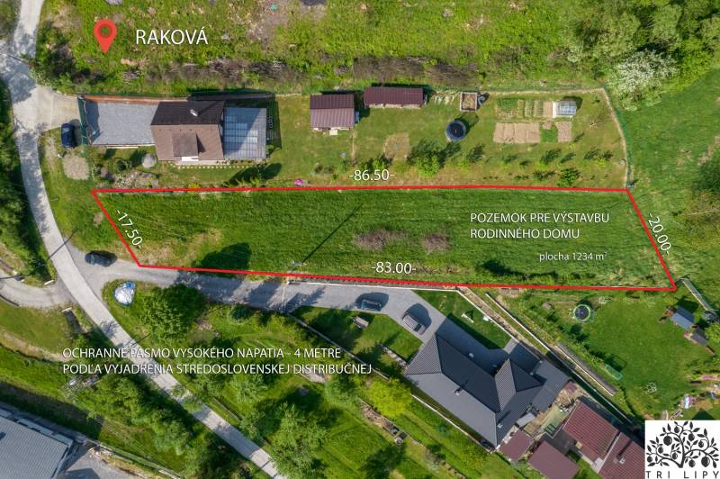 Luftaufnahme eines Baugrundstücks in Raková mit einer Fläche von 1234 m².
