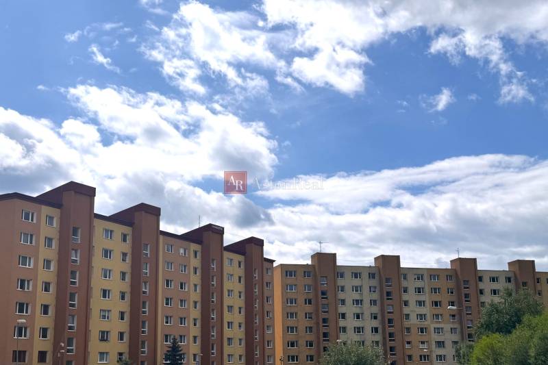 Wohnhaus in Tvrdošín in der Straße Západ, geeignet für eine 2-Zimmer-Wohnung mit Aussicht.