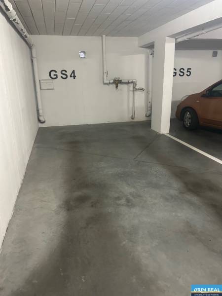 Garagenstellplatz in einer 3-Zimmer-Wohnung mit der Kennzeichnung GS4.