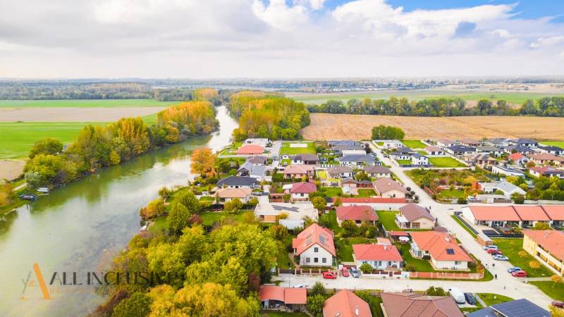 6 - 2025-10-24T092035.757.jpg