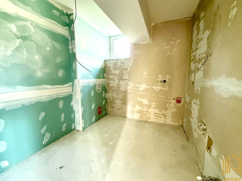 Samozrejme, prosím, poskytnite text, ktorý chcete preložiť do nemčiny.