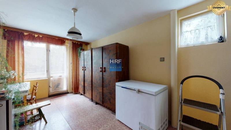 Prepáčte, potrebujem vedieť, čo konkrétne chcete preložiť do nemčiny. Mohli by ste mi poskytnúť text, ktorý chcete preložiť?