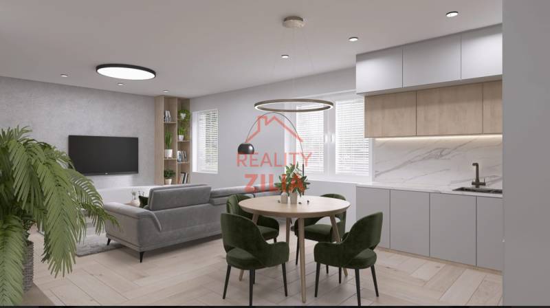 Wohnzimmer in einem Einfamilienhaus mit Küche, Sesseln und einem Boden in Holzoptik.