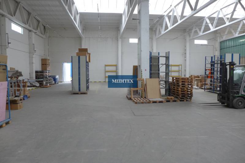 Samozrejme, prosím, poskytnite text, ktorý chcete preložiť do nemčiny.