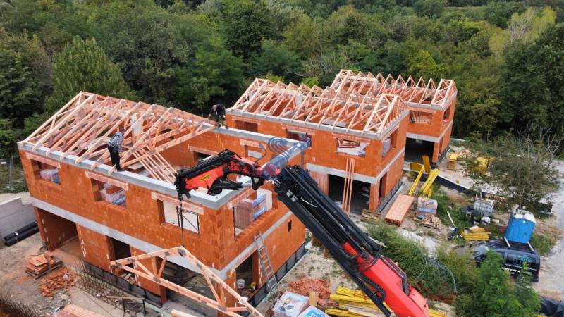 Stavba | aktuálny stav