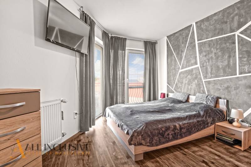 9 - 2025-10-30T133236.004.jpg