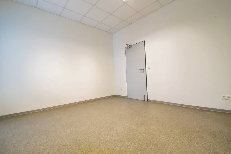 Ospravedlňujem sa, ale potrebujem vedieť, čo presne chcete preložiť do nemčiny. Mohli by ste mi poskytnúť text, ktorý chcete preložiť?