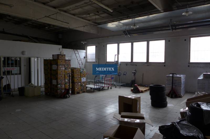 Ospravedlňujem sa, ale potrebujem vedieť, čo presne chcete preložiť do nemčiny. Mohli by ste mi poskytnúť text, ktorý chcete preložiť?