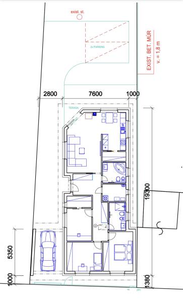 Der Entwurf zeigt den Grundriss eines Einfamilienhauses mit Garage und Terrasse, ideale Architektur.