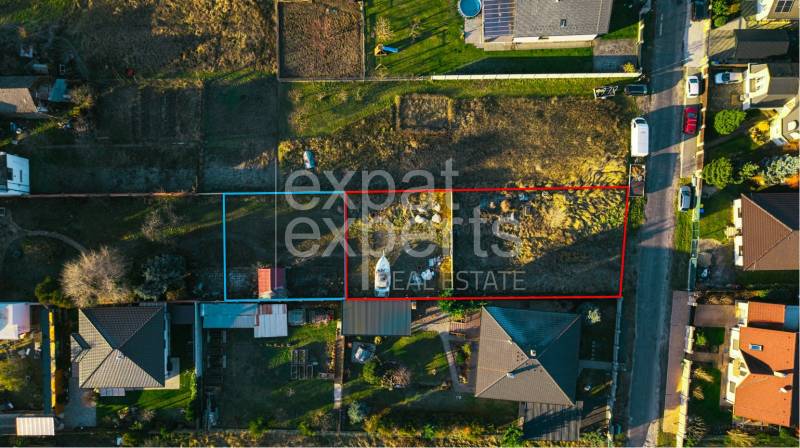 Luftaufnahme von Wohnbaugrundstücken in Lozorno in der Borovicová-Straße.