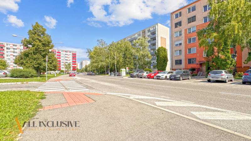 RÓBERT ŠIMON - ALL INCLUSIVE REAL