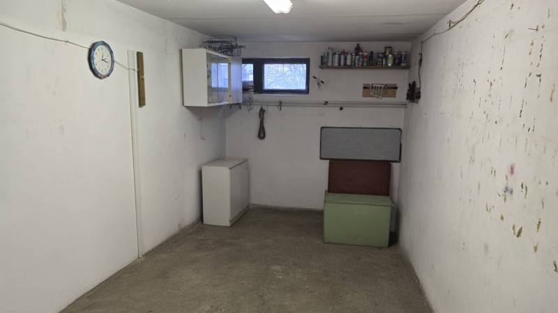 Samozrejme, prosím, poskytnite text, ktorý chcete preložiť do nemčiny.