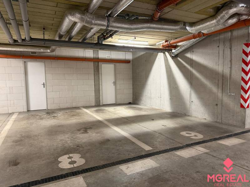 Tiefgarage in einer 2-Zimmer-Wohnung in der Hornostavska-Straße in Nitra.