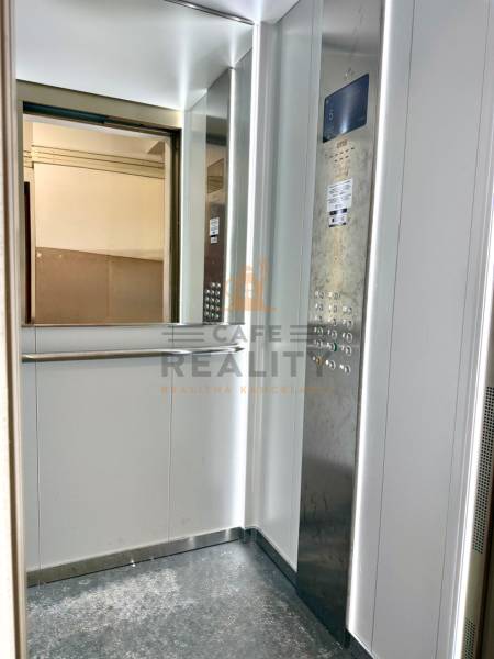 Samozrejme, prosím, poskytnite text, ktorý chcete preložiť do nemčiny.