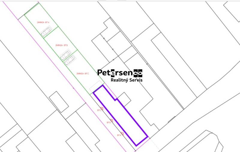 Grundriss der Anordnung von Wohnungen mit angrenzenden Gärten und Parkplätzen.