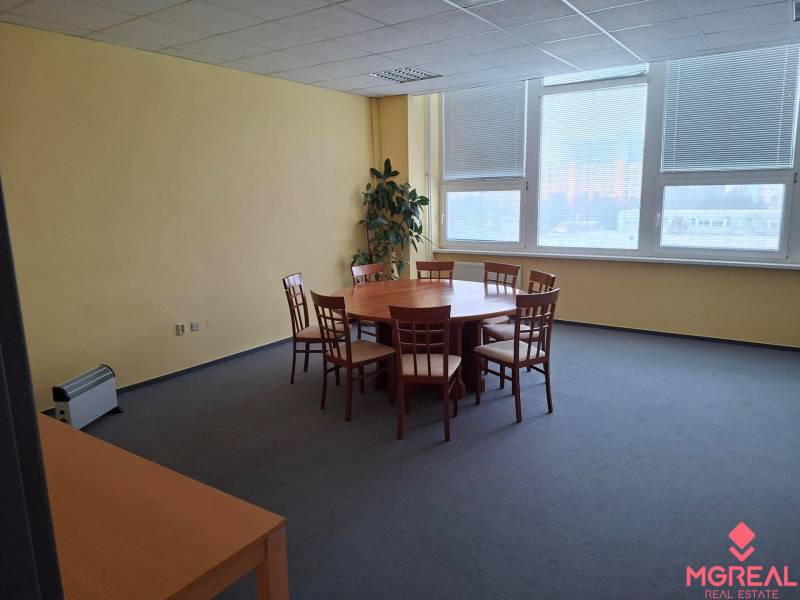 Samozrejme, prosím, poskytnite text, ktorý chcete preložiť do nemčiny.