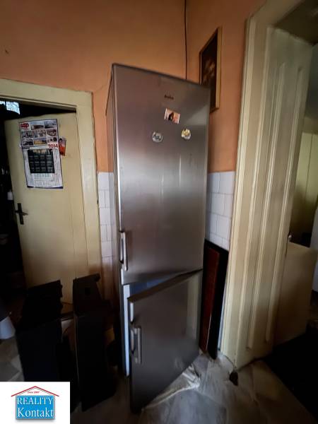 Ospravedlňujem sa, ale potrebujem vedieť, čo presne chcete preložiť do nemčiny. Prosím, poskytnite text, ktorý chcete preložiť.