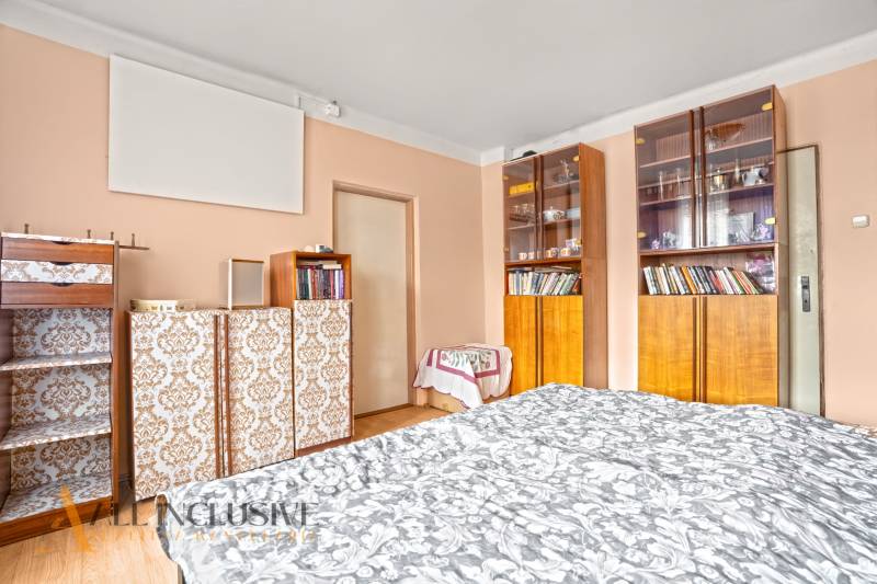 9 - 2025-10-23T133447.737.jpg