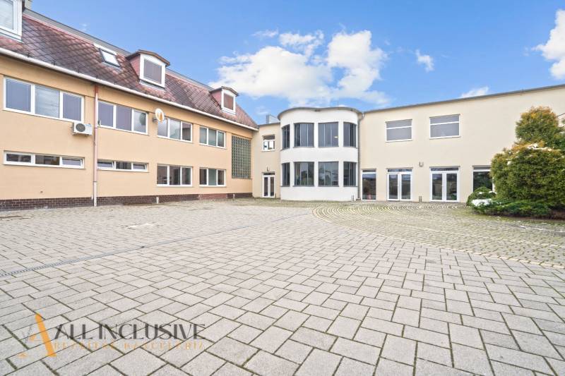 6 - 2025-12-09T103229.054.jpg