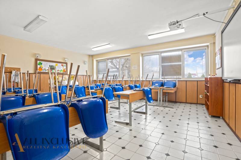 7 - 2025-12-09T103226.116.jpg