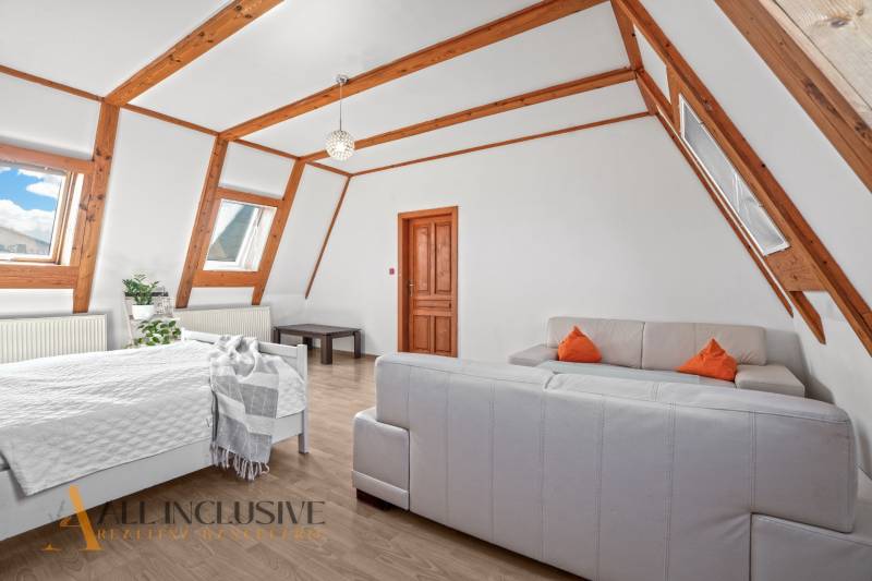 3 - 2025-08-20T120820.600.jpg