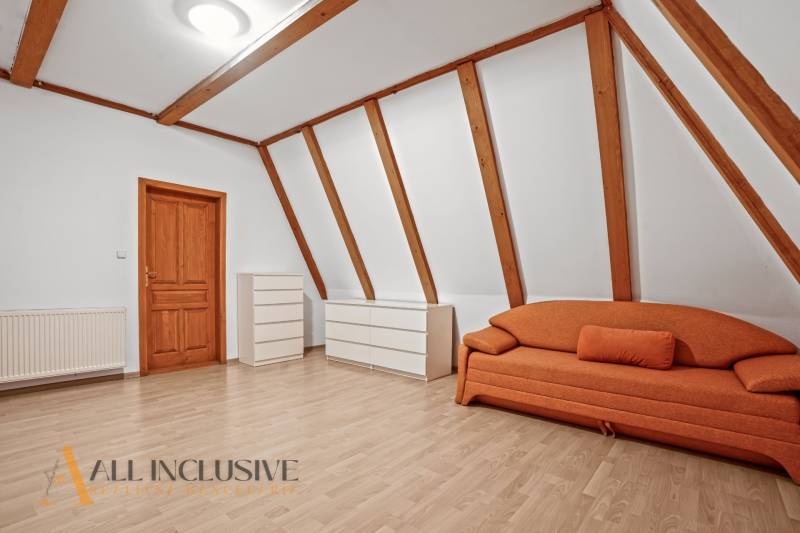 6 - 2025-08-20T120824.887.jpg