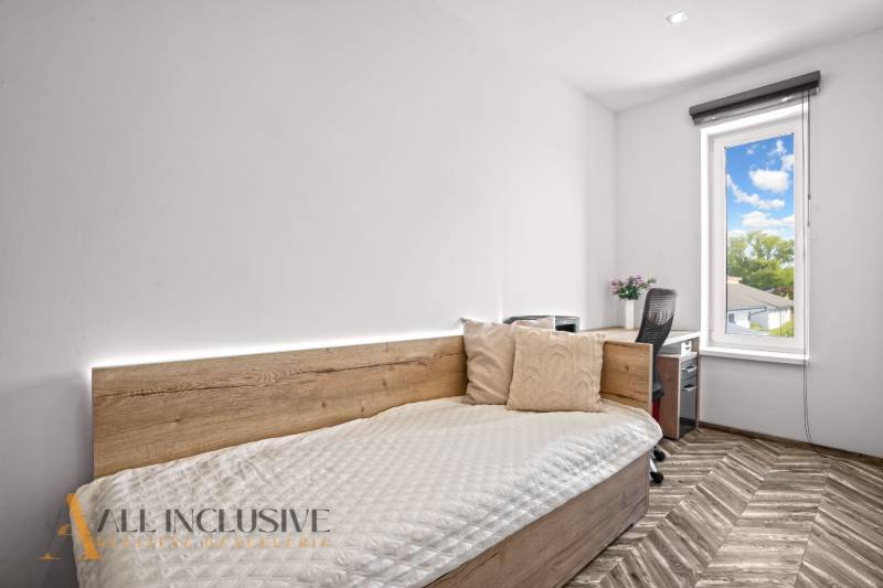 14 - 2025-08-28T111346.239.jpg