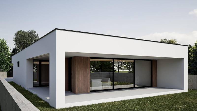 Ein Einfamilienhaus in Nesvady mit großen Fenstern und Holzverkleidung im Garten.