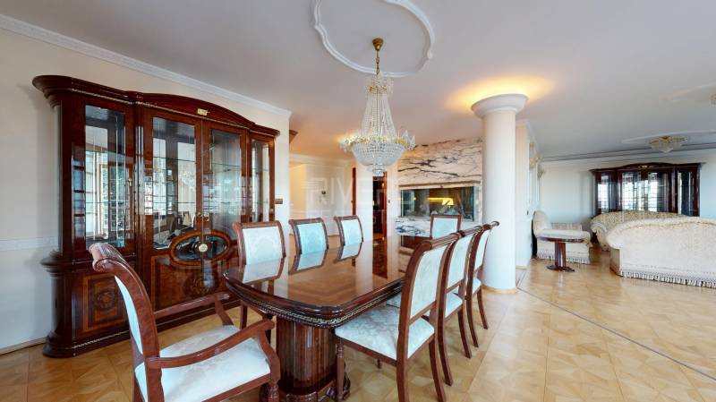 Bratislava - Staré Mesto 5+ Zimmer-Wohnung Kaufen reality Bratislava - Staré Mesto