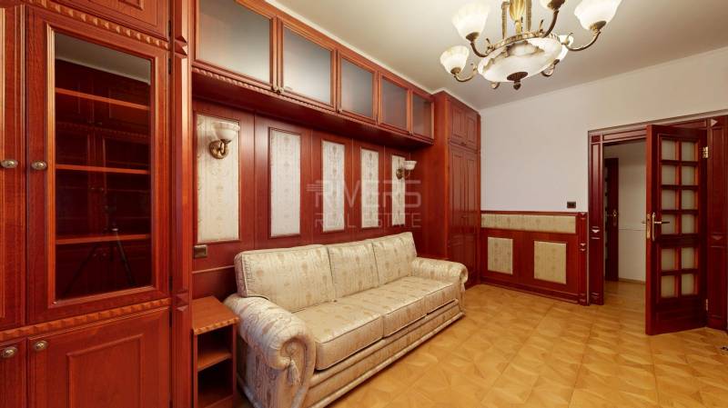 Bratislava - Staré Mesto 5+ Zimmer-Wohnung Kaufen reality Bratislava - Staré Mesto