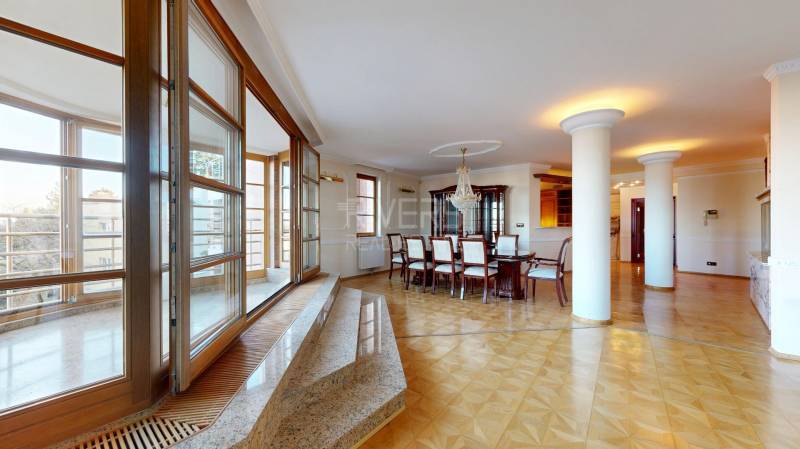 Bratislava - Staré Mesto 5+ Zimmer-Wohnung Kaufen reality Bratislava - Staré Mesto