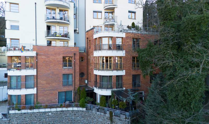 Bratislava - Staré Mesto 5+ Zimmer-Wohnung Kaufen reality Bratislava - Staré Mesto