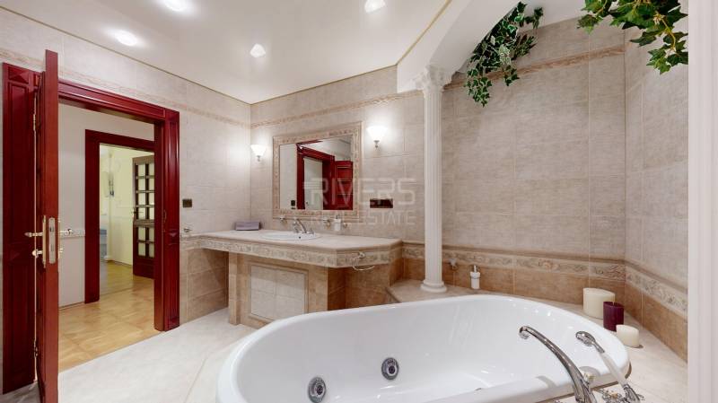 Bratislava - Staré Mesto 5+ Zimmer-Wohnung Kaufen reality Bratislava - Staré Mesto