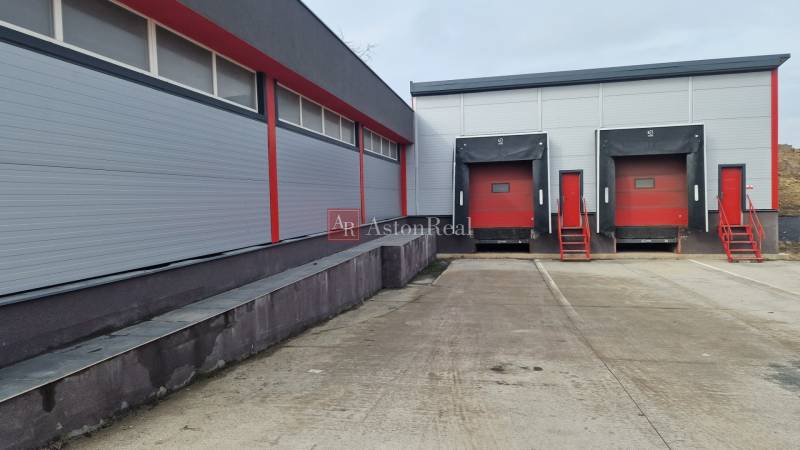 Lagerhallen mit Verladerampen in der Východná-Straße in Poprad.