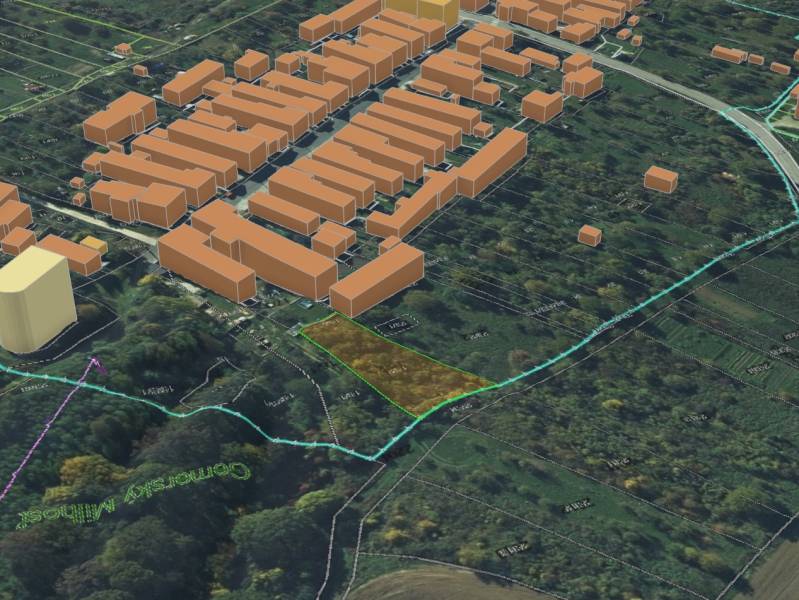 Luftaufnahme des Erholungsgebiets in Gemerské Teplice mit Parzellierung.