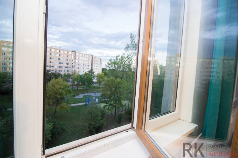 Blick aus dem Fenster einer 4-Zimmer-Wohnung in der Krakauer Straße in Košice, Stadtteil Juh.