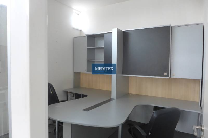 Samozrejme, prosím, zadajte text, ktorý chcete preložiť do nemčiny.