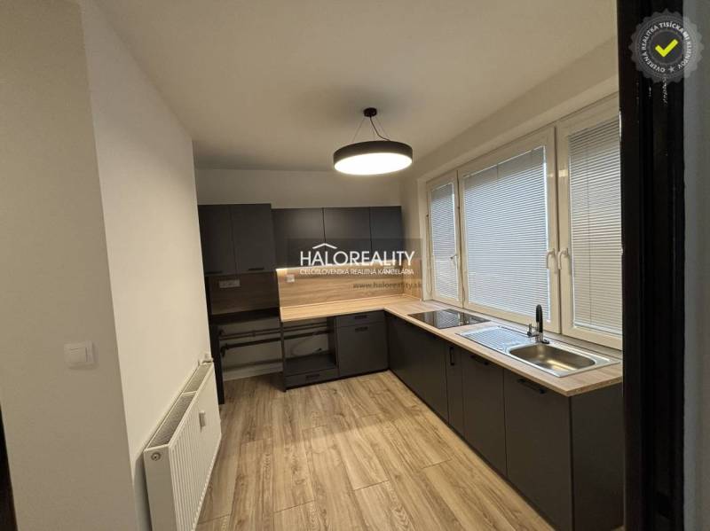 Samozrejme, prosím, poskytnite text, ktorý chcete preložiť do nemčiny.