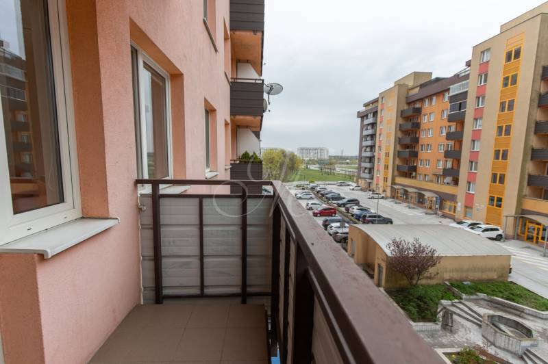 Balkon aus einer 2-Zimmer-Wohnung in der Vyšehradská-Straße in Bratislava - Petržalka.