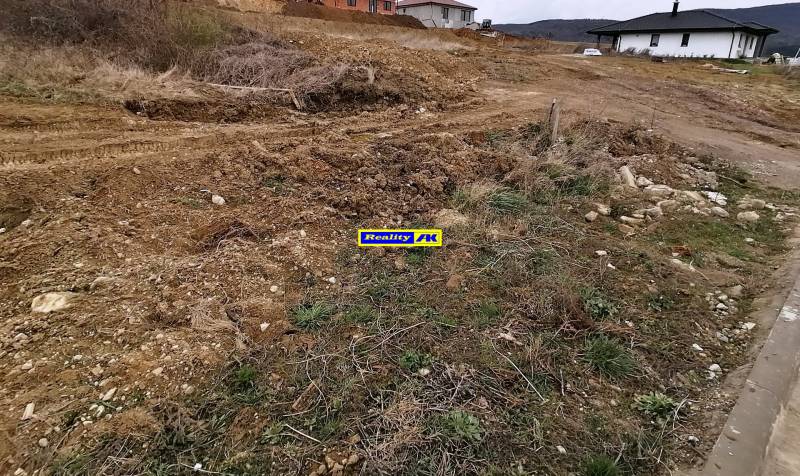 Unbewertetes Baugrundstück in der Lubina-Straße, Nové Mesto nad Váhom, geeignet für den Bau.
