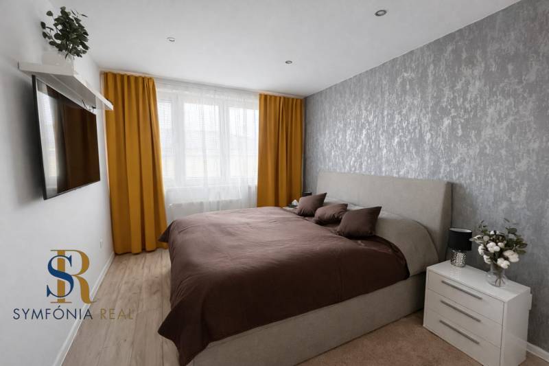 WhatsApp Image 2026-03-08 at 16.41.36 (14).jpeg