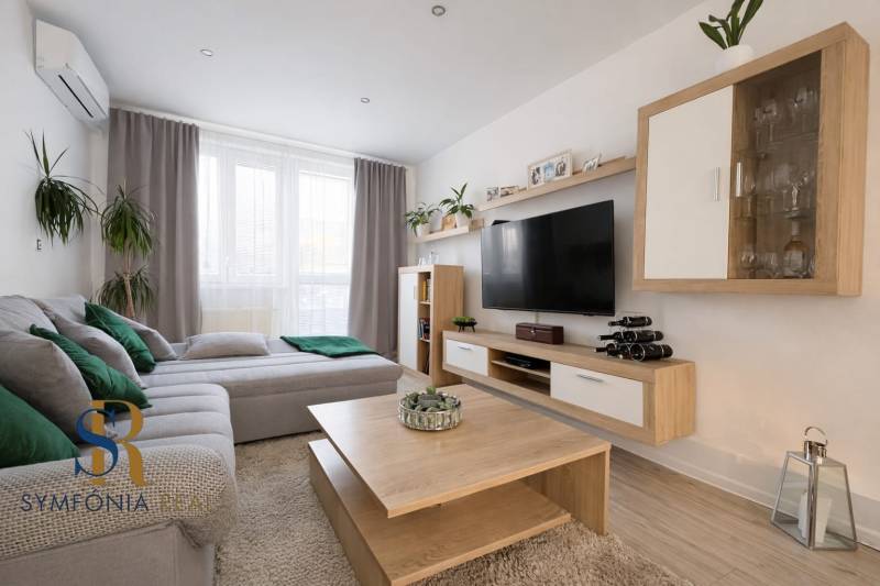 WhatsApp Image 2026-03-08 at 16.41.36 (1).jpeg