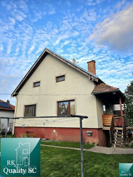 Einfamilienhaus in Tureň in der Straße Tureň mit schön gepflegtem Garten.