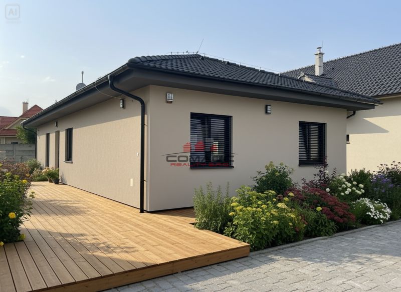 Ein Einfamilienhaus in der Straße Veselé in Veselé mit Terrasse und Blumengarten.