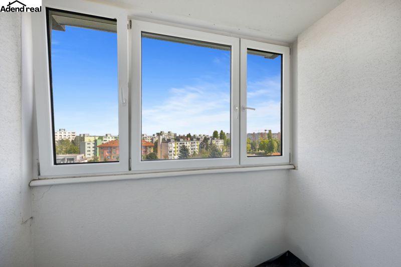 Blick von der Loggia in einer 3-Zimmer-Wohnung in der Kríkova-Straße in Bratislava - Vrakuňa.