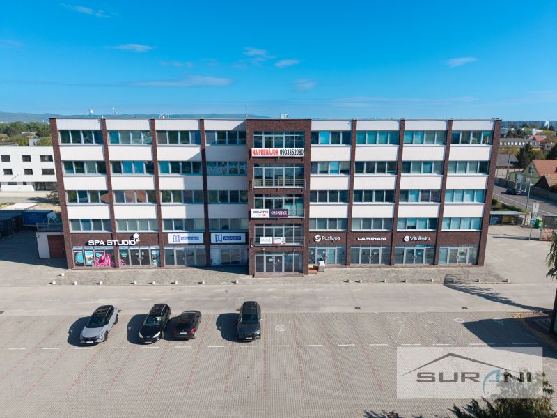 Bürogebäude in der Svornosti-Straße in Bratislava - Podunajské Biskupice.